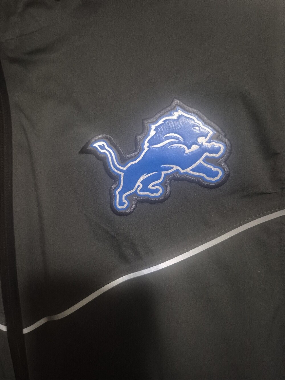 Nike NFL Shield Football On-Field Team Issued Rain Jacket "Players Edition"PE" - Picture 4 of 7